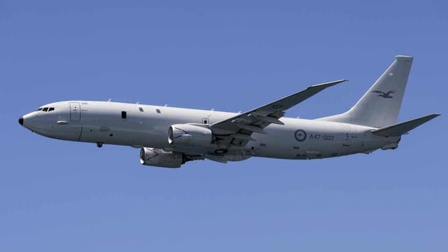Aust, Chinese officials meet after mid-air incident