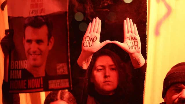 Hamas will free six hostages and hand over bodies