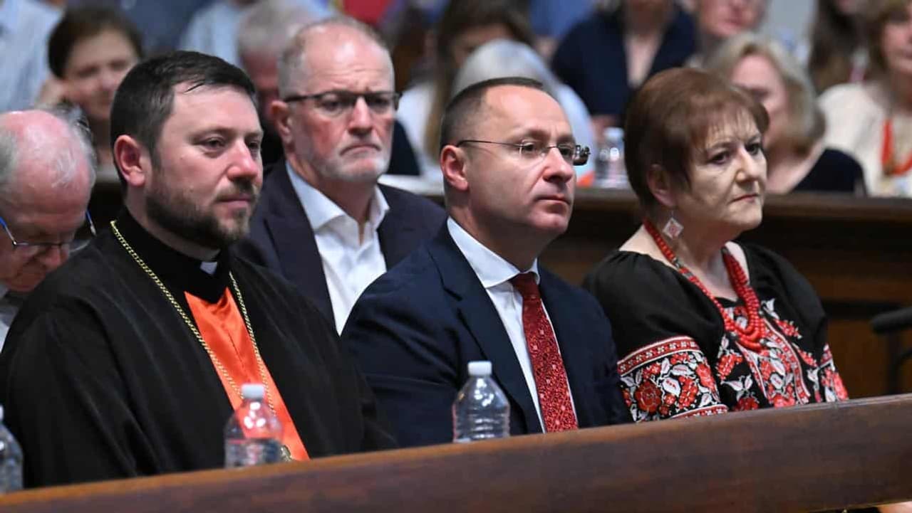 Crowds gather as Ukraine invasion anniversary nears