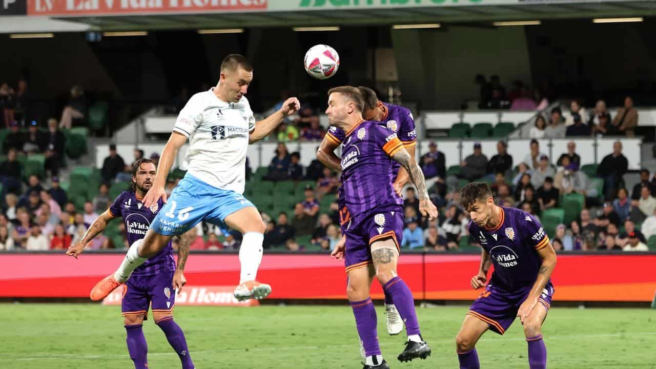 Sydney FC can’t land a blow in ALM stalemate at Glory