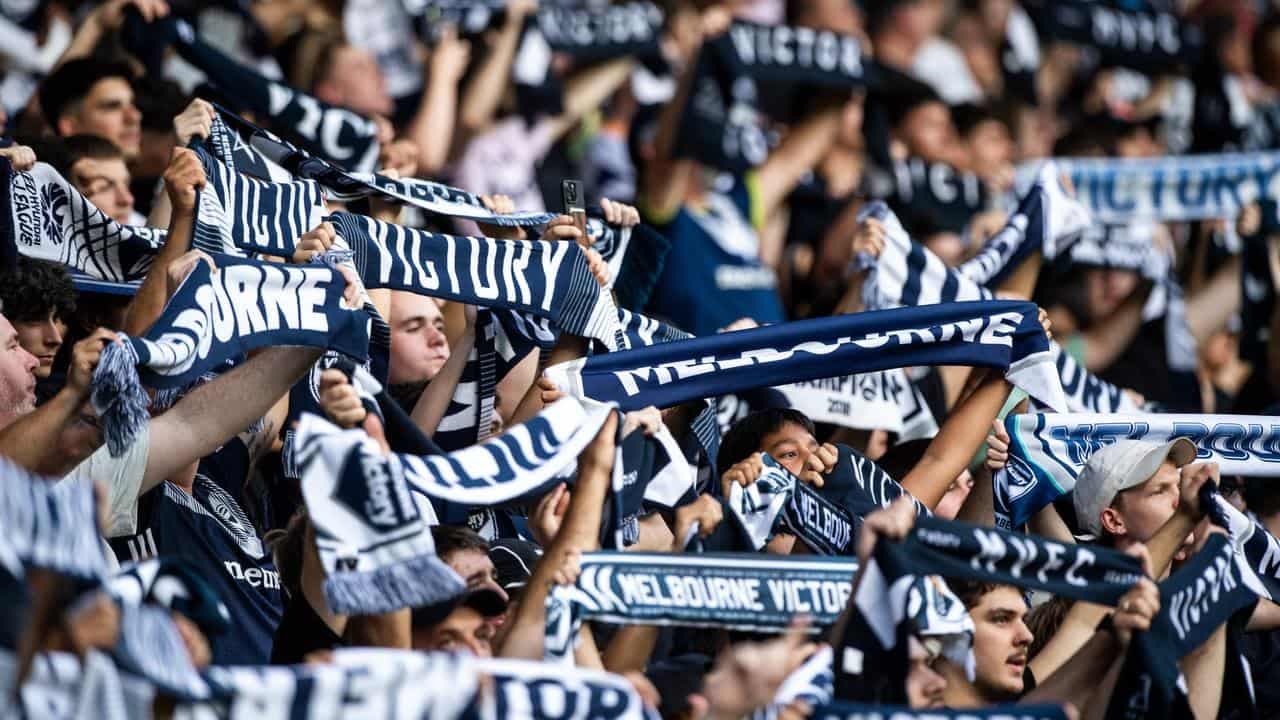 Victory coach says Melbourne derby needs more City fans