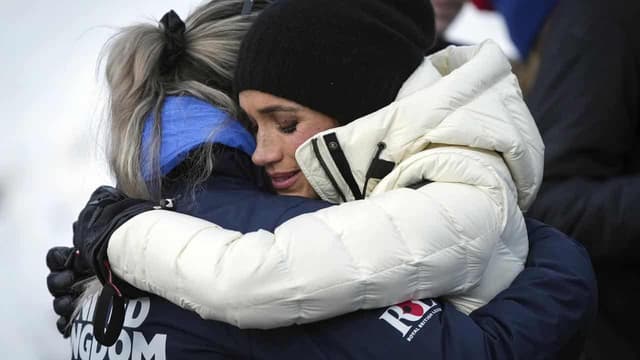 Meghan and Drew share hugs and memories in TV show talk