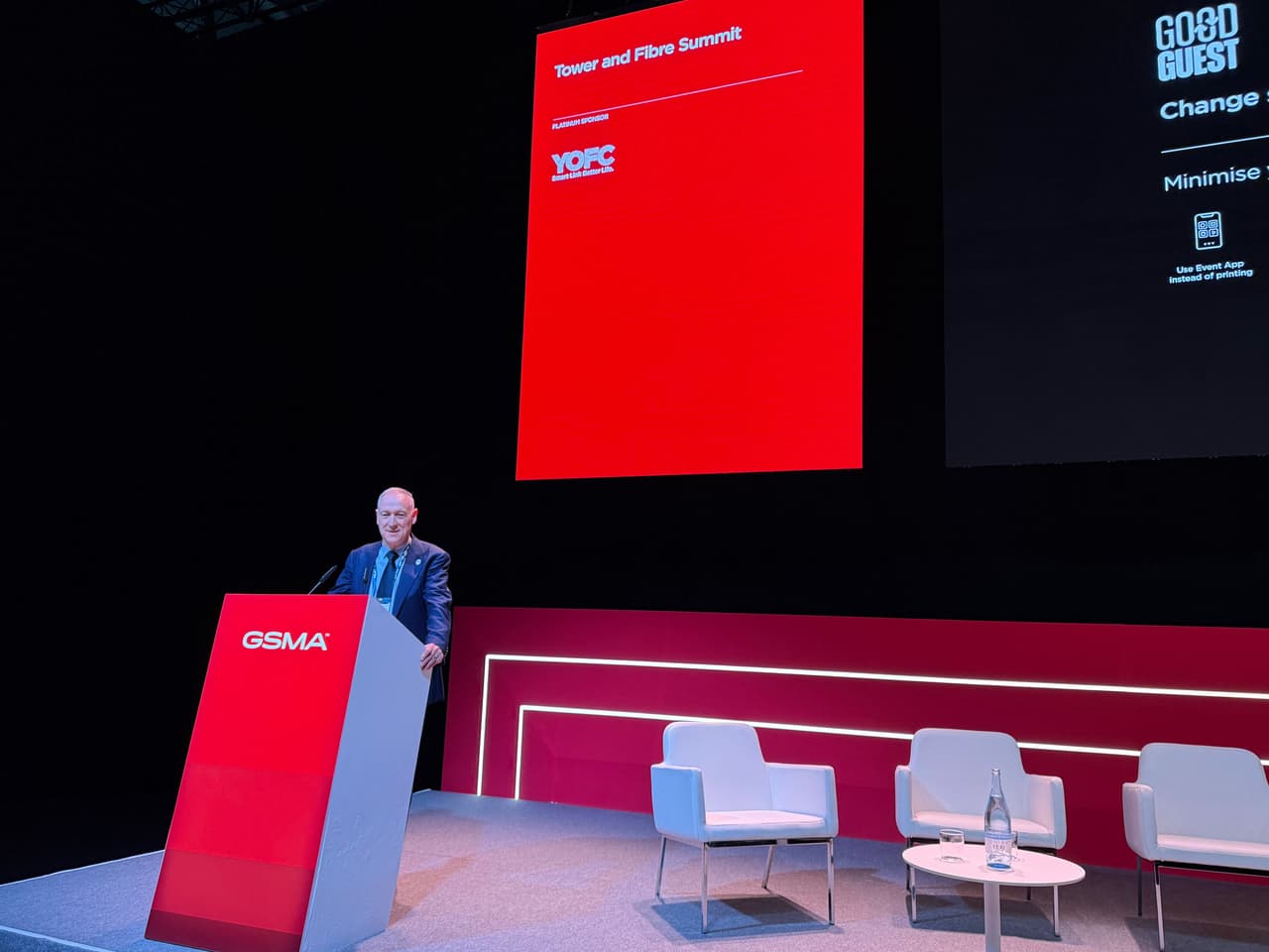 MWC25 | YOFC's Senior Vice President Jan Bongaerts: Championing Global Digital Infrastructure Enhancement