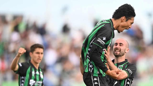 Phoenix's finals hopes crushed by Western United