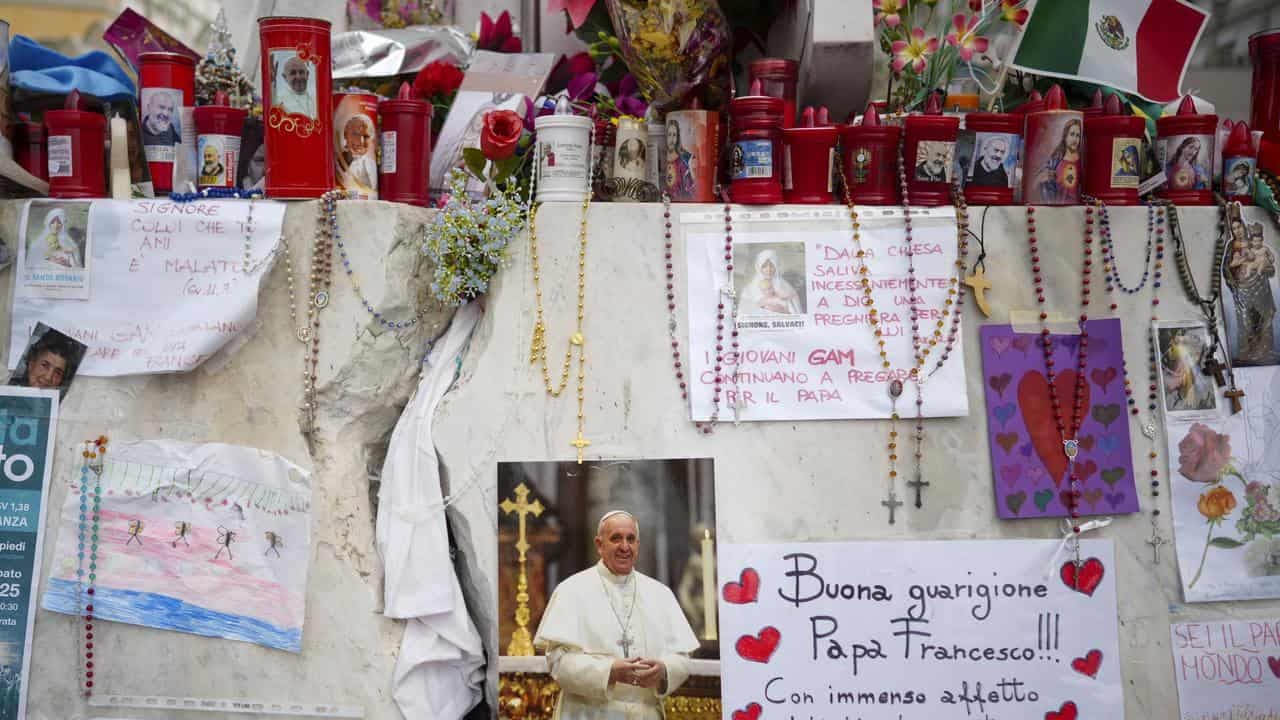 Pope showing 'good response' to hospital treatment