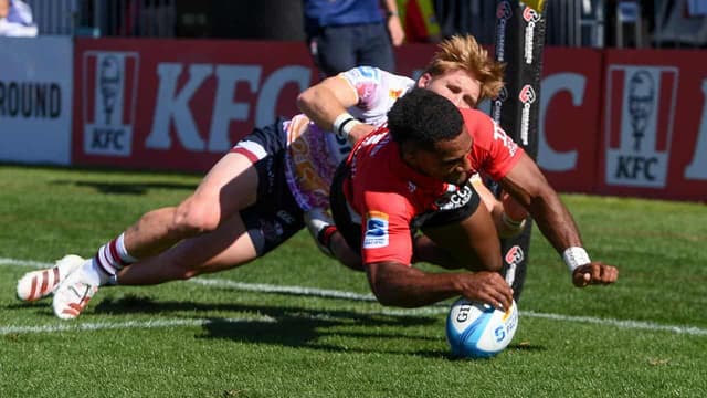Reds rolled as Crusaders restore Super order