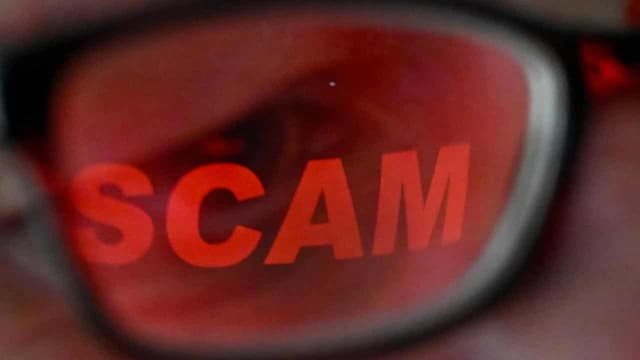 Scams costing Aussies $2 billion despite losses falling