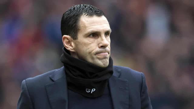 Poyet hammers 'stupid' AFC ahead of Sydney FC clash
