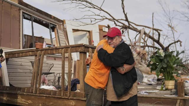 At least 32 dead as massive US storm causes carnage