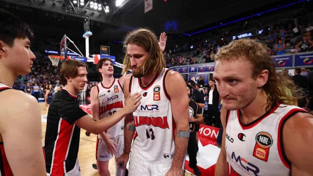 Hawks worry over injured stars' fitness for NBL decider