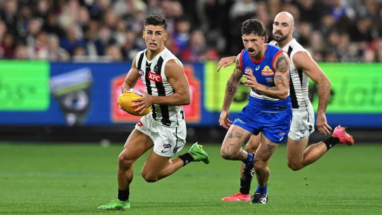 Magpies snatch dramatic win to ruin Bulldogs' party