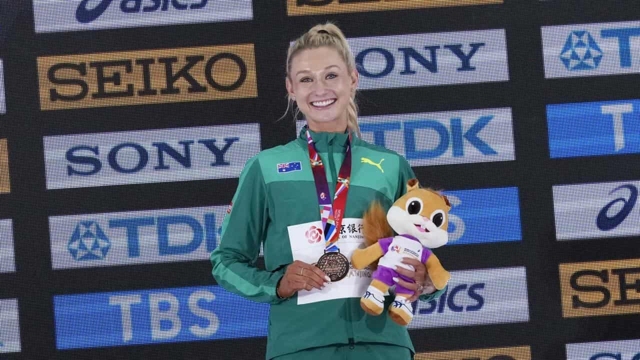 Hull an inspiration to fellow Aussie medallist Robinson