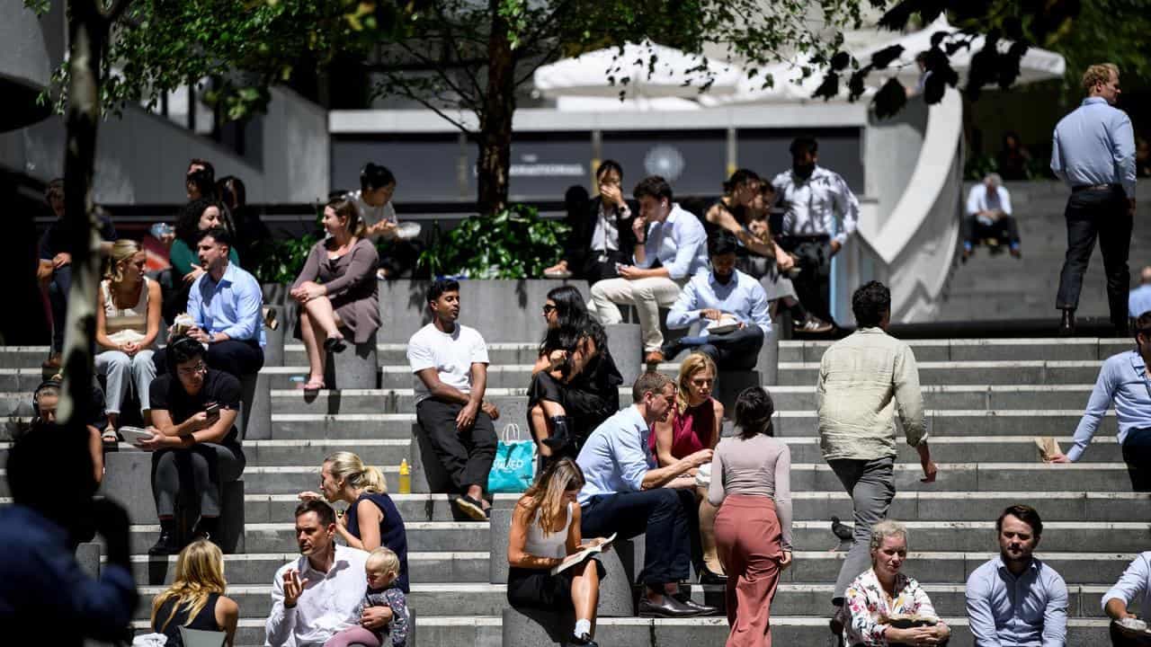 Gender bias 'blind spot' among male workplace leaders