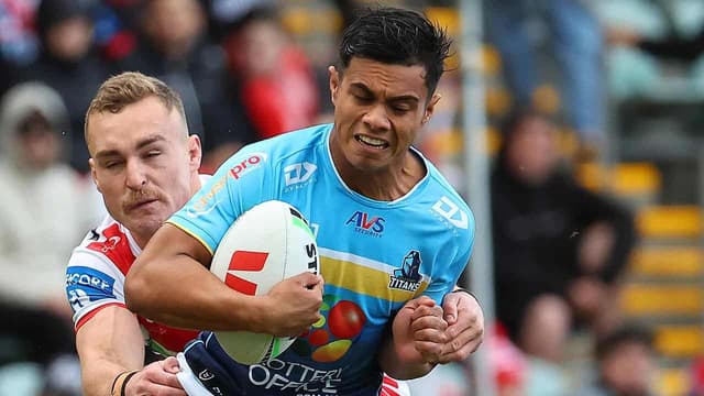 Titans brace for lengthy Kini absence, new No.1 a gun