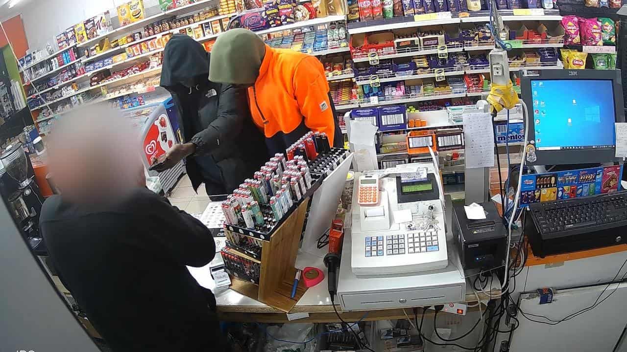 'Call or have no shop': alleged tobacco extortion probe