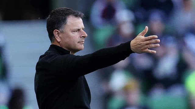 Bulls lock in Mile Sterjovski as ALM coach until 2028