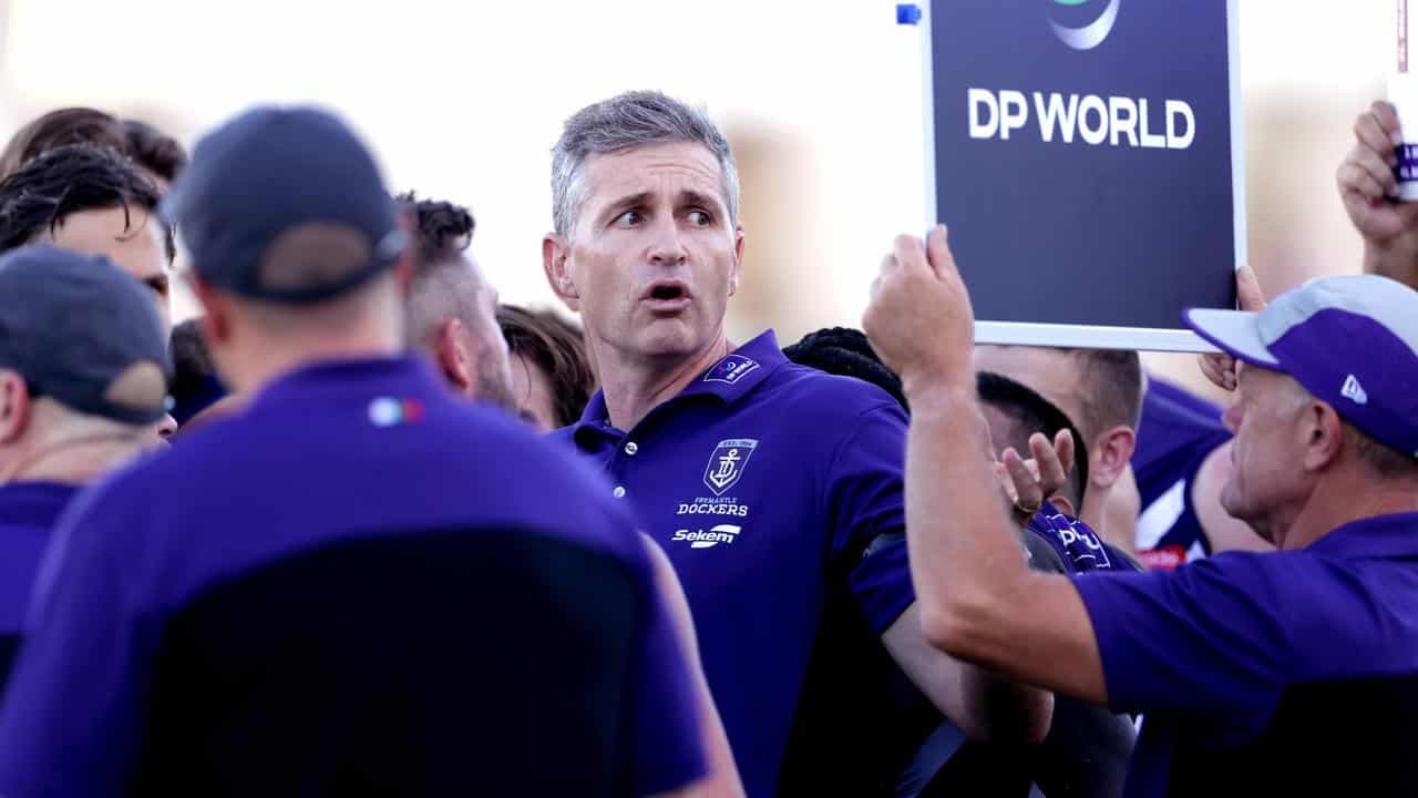 Dockers urged to wake up ahead of crunch western derby