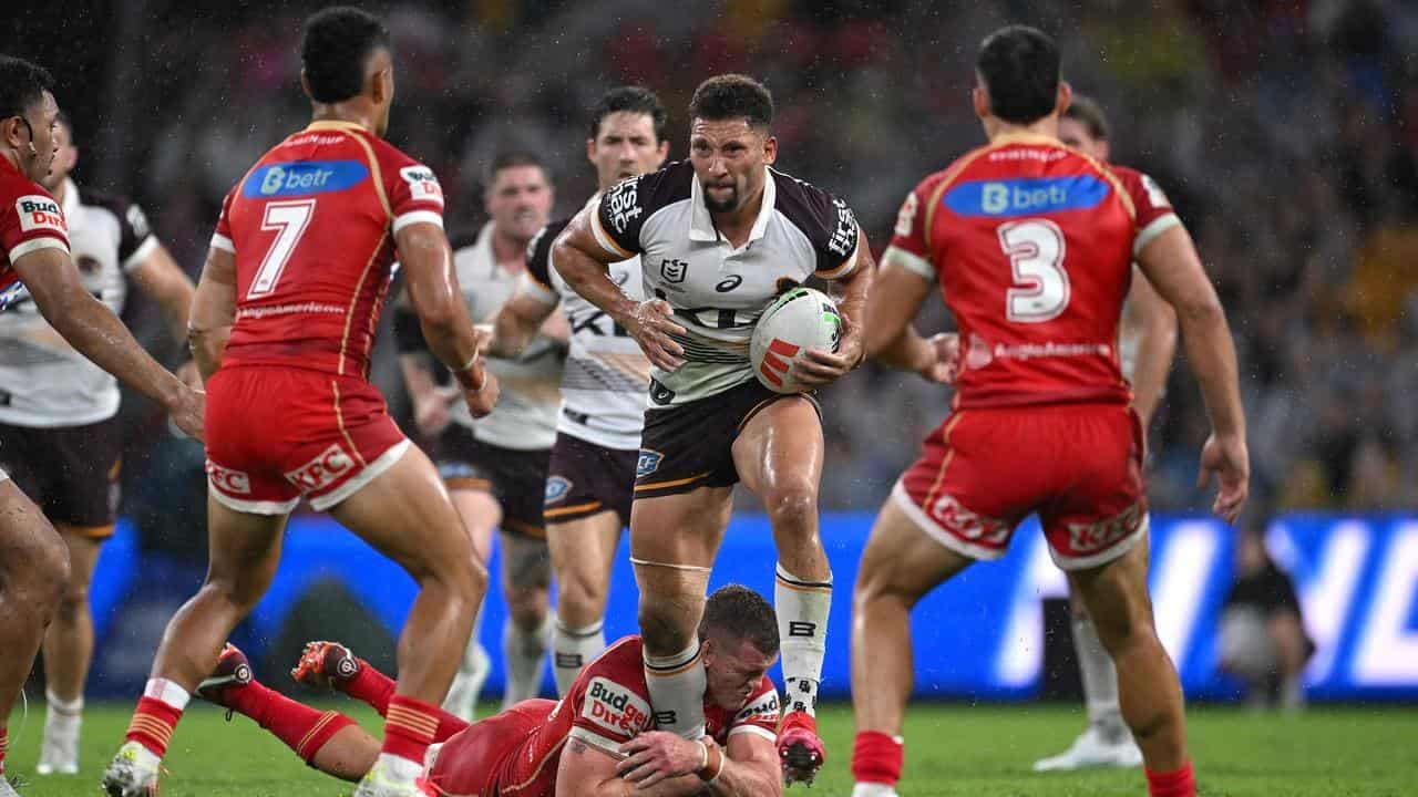 Shibasaki stars as Broncos send Dolphins to 0-4 start