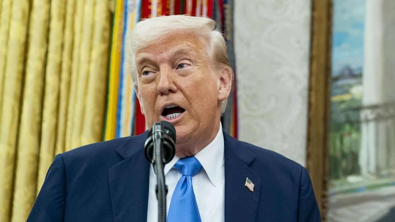 Trump open to deals on tariffs, hails Canada PM call