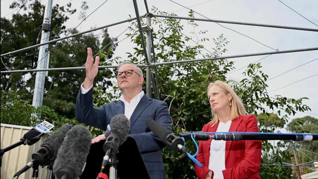 PM warns of 'heavy fines' for supermarket price gouging