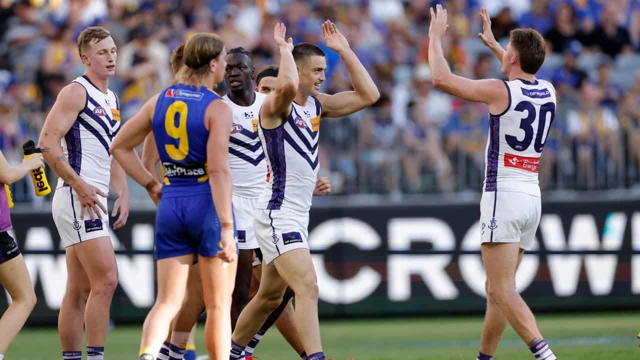 Serong equals derby record as Dockers beat Eagles