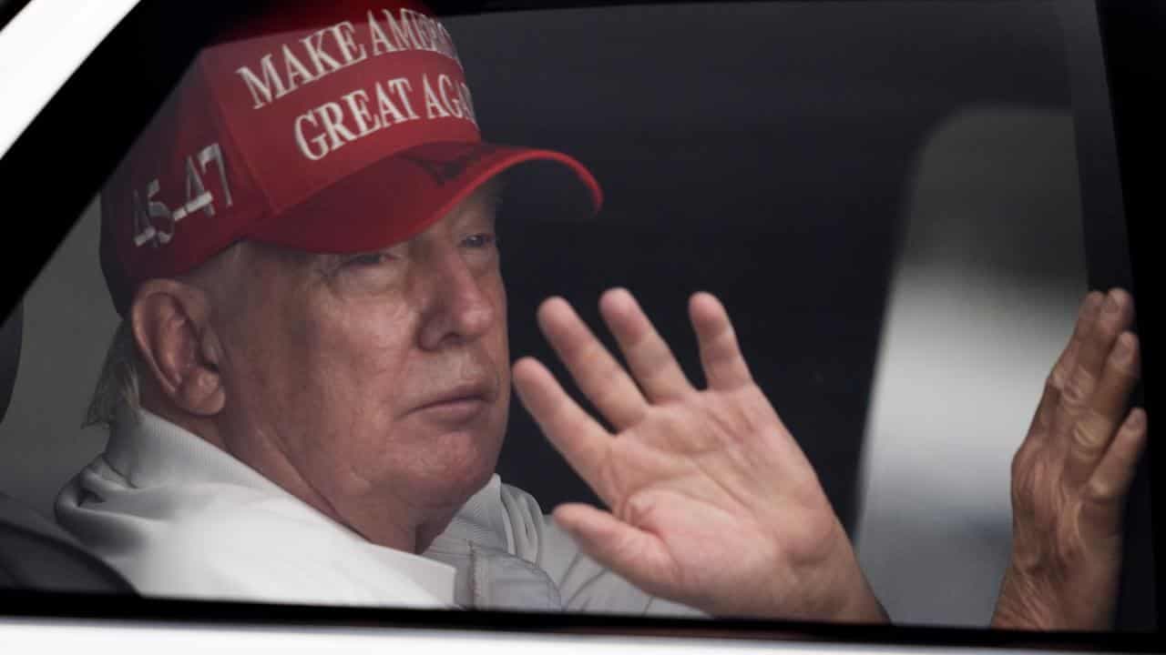 Trump makes Russian oil threat, if no Ukraine deal