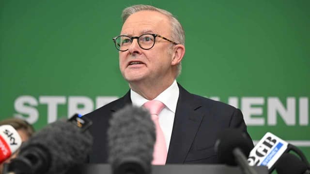 Video crop misleads over PM's claimed interest in Greens deal