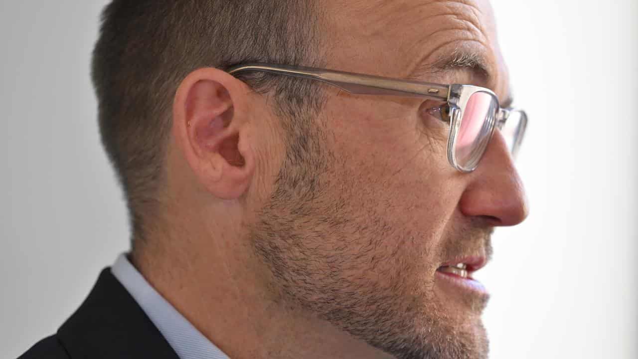 Greens flag new condition in event of a hung parliament