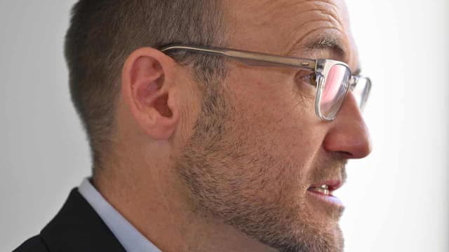 Greens flag new condition in event of a hung parliament