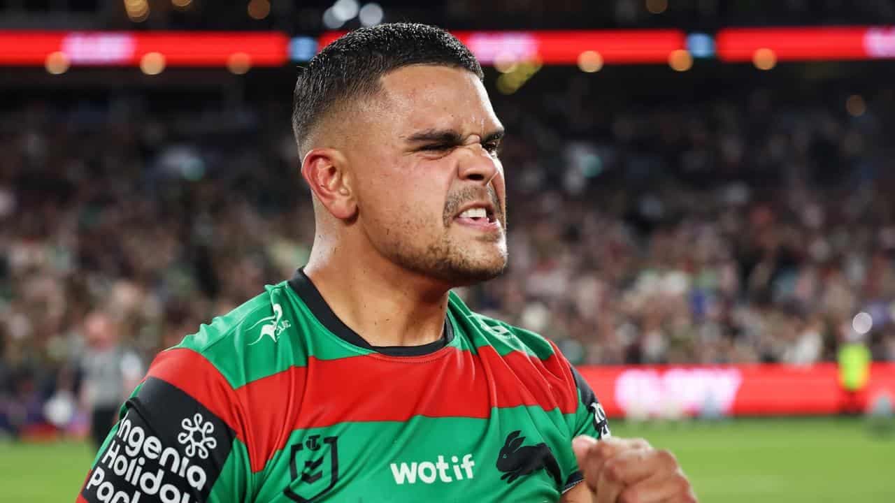 Magical Latrell display seals Souths win over Roosters