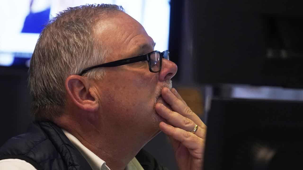 Wall St tailpsin worsens: S&P 500 plunges six per cent