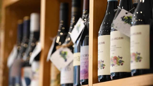 Tariff risks US market crash for humble Aussie wines