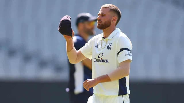 Aussie seamer O'Neill makes fine English county debut