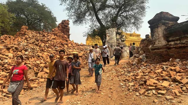 Myanmar quake toll rises as leader returns from summit