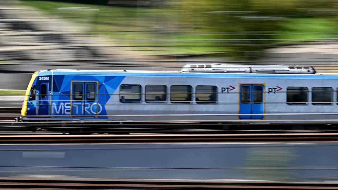 'No friends': communities turn on contentious rail loop