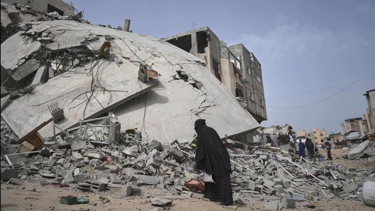 Palestinian journalist killed in Israeli strike: medics