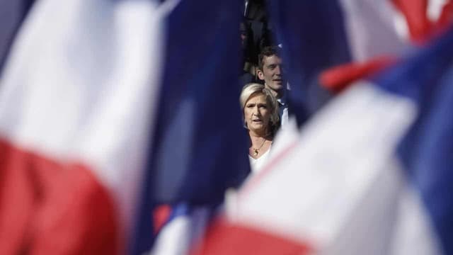 Le Pen evokes spirit of MLK at Paris rally