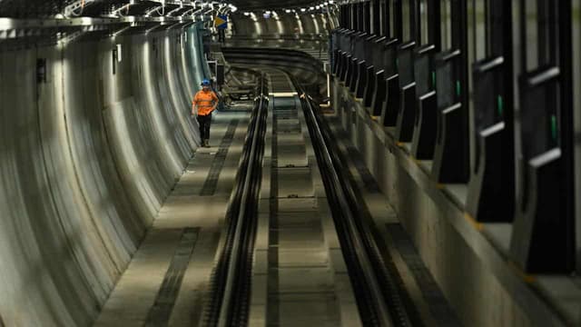 Key sectors most vulnerable to hacking in AI arms race