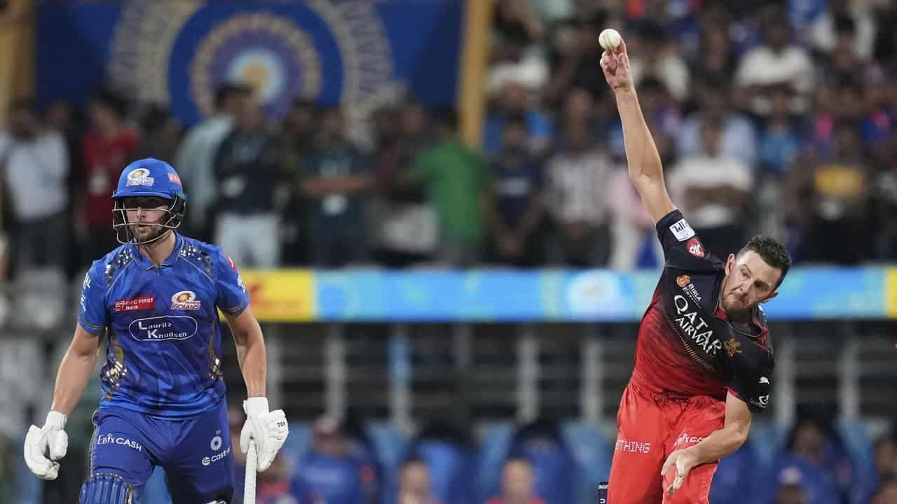 Hazlewood shows bowlers can triumph in a batter's game.