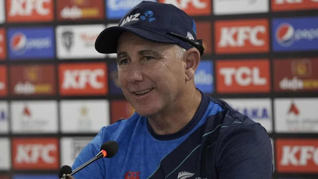 Stead to step down as NZ cricket white-ball coach