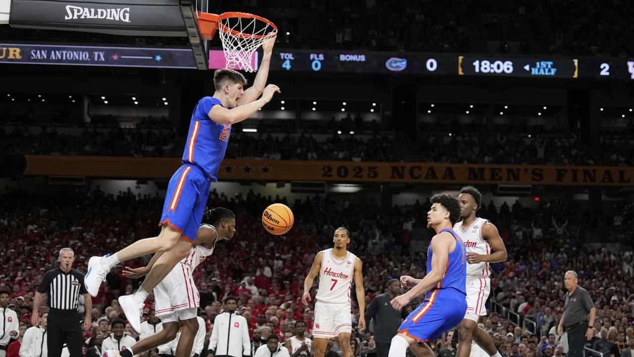 Aussie Condon shines as Gators claim US college crown