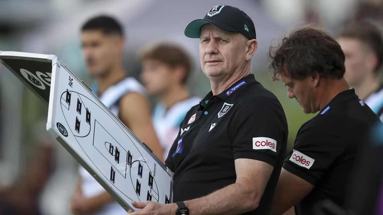 Hinkley's focus on Port ahead of Hawks grudge match