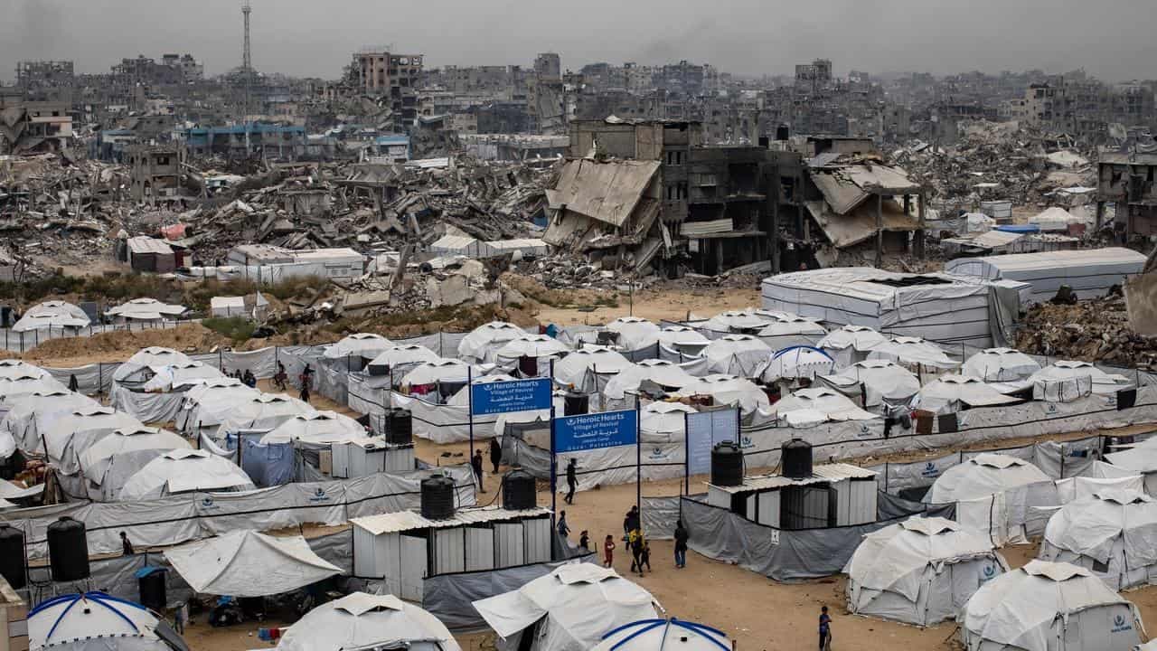 Nealy 400,000 displaced since Gaza ceasefire ended: UN