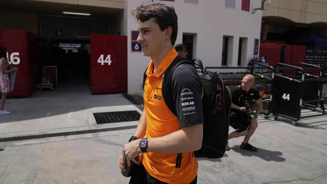 Piastri sets hot practice pace to be fastest in Bahrain