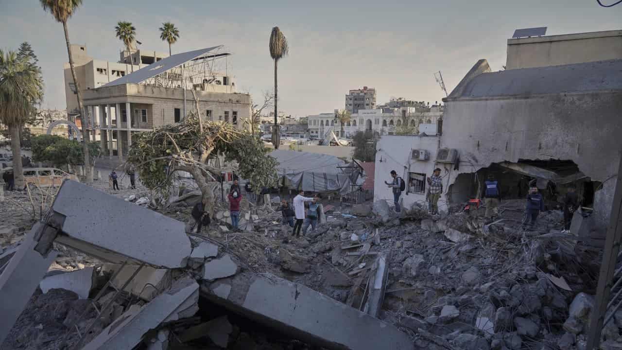 Patients flee as Israeli missiles strike Gaza hospital