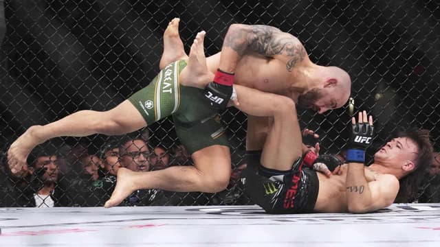 Volkanovski conquers adversity, wins second UFC title