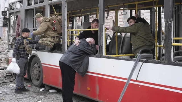 'Filthy scum': Ukraine decries Russian missile attack