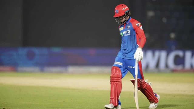 Fraser-McGurk's IPL woes worsen as Starc's Delhi lose