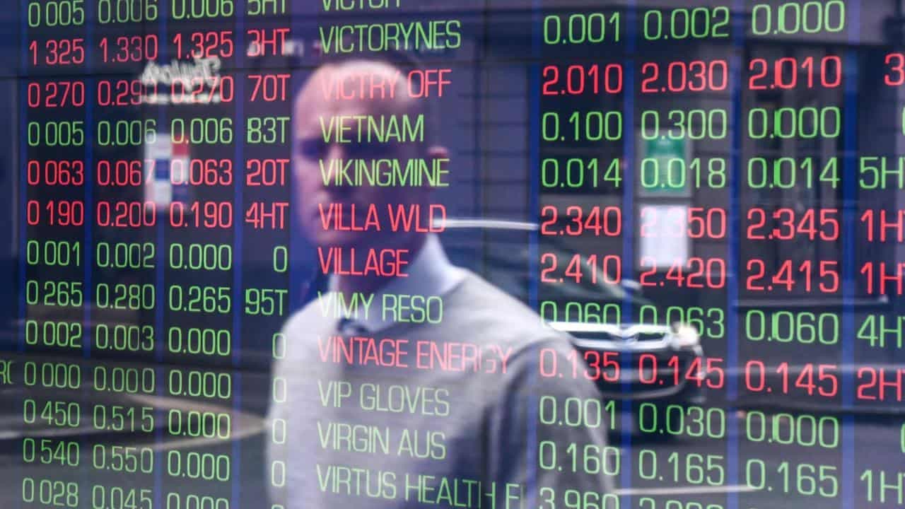 Tech tariff pivot helps Australian shares take a breath