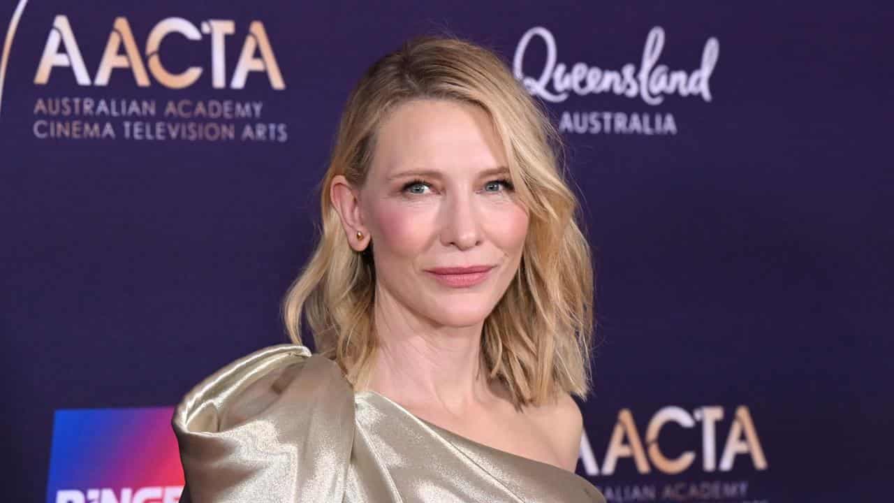 Blanchett says she is serious about giving up acting